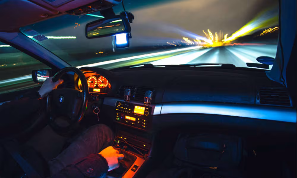 Obowiązkowe ograniczniki prędkości w samochodach po 2022 r.?