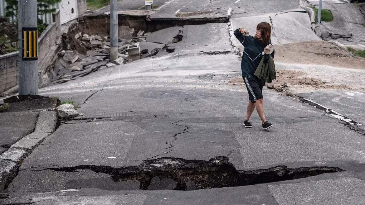 Bardzo silne trzęsienie ziemi w Japonii. Wydano ostrzeżenia przed tsunami
