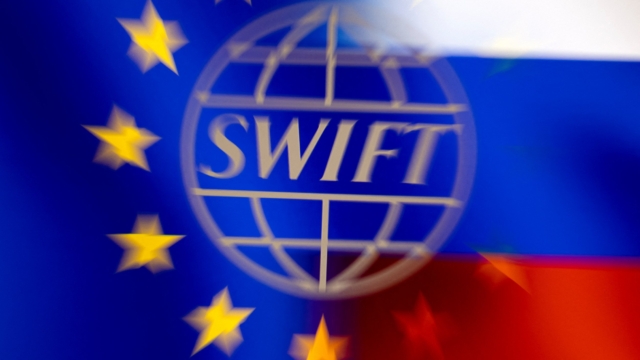 Kanclerz Niemiec: wyłączamy SWIFT wszystkim bankom rosyjskim