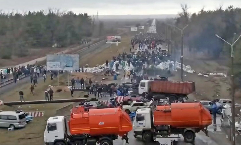 Władze miasta Enerhodar: „rosyjskie wojska w środę podjęły kolejną próbę wejścia do miasta,ale mieszkańcy ich nie wpuścili”