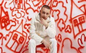 Aitch świętuje wydanie debiutu ze wsparciem Eda Sheerana