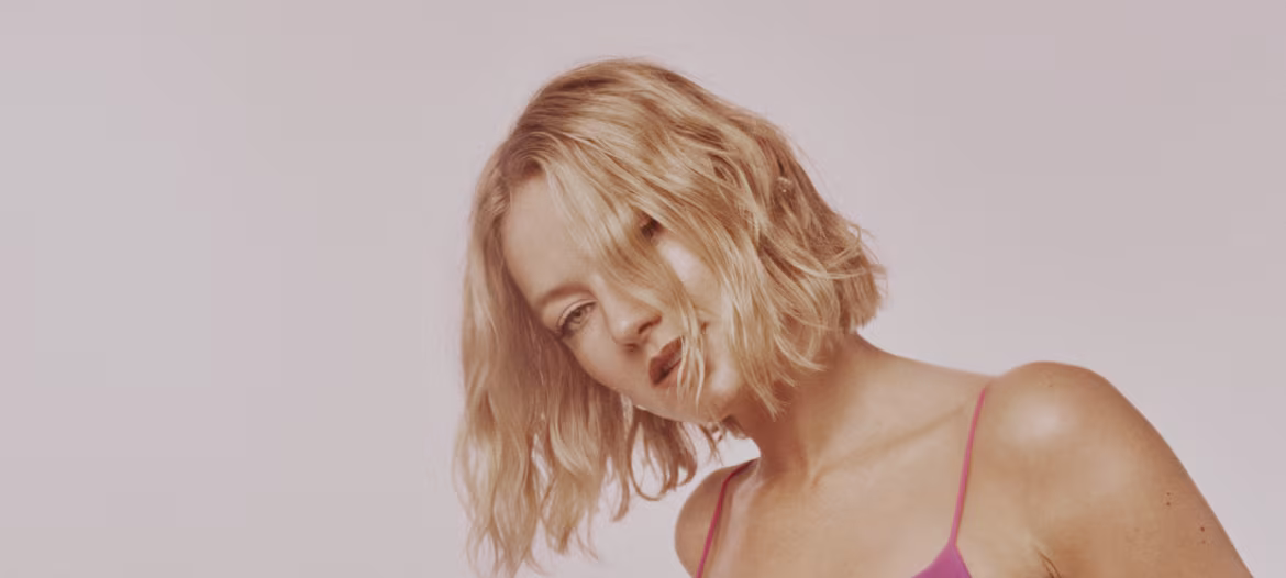 Astrid S dedykuje swój nowy singiel irytującym ludziom