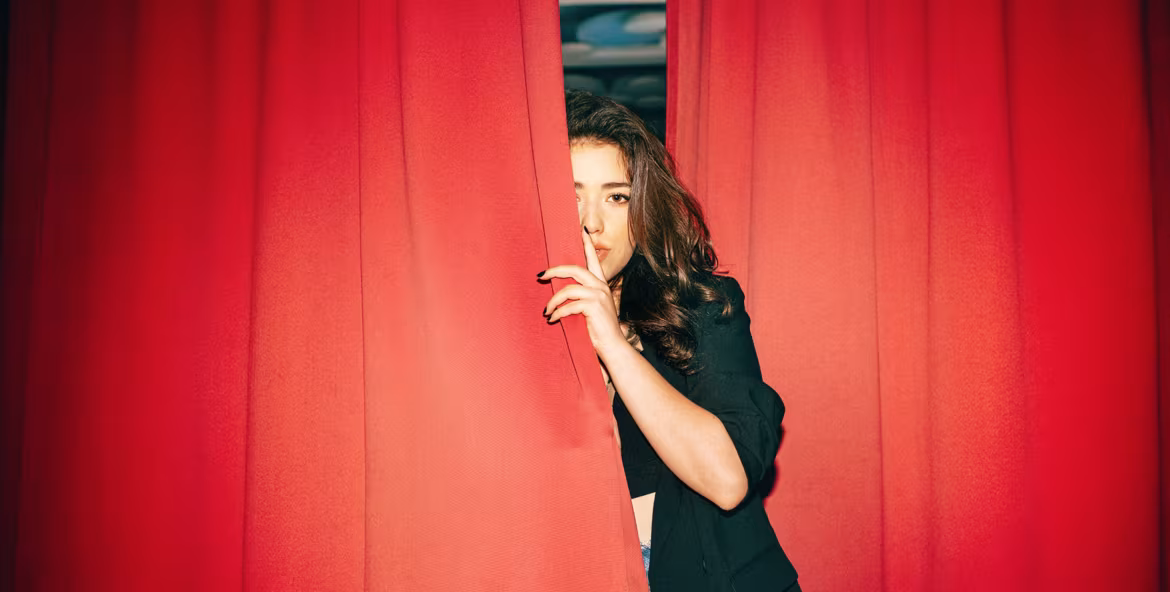 Natalia Zastępa z przewrotną refleksją