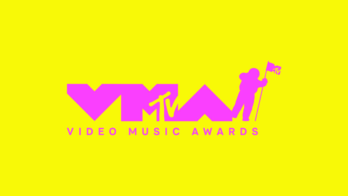 Pierwsza grupa artystów, wrześniowej gali MTV Video Music Awards.