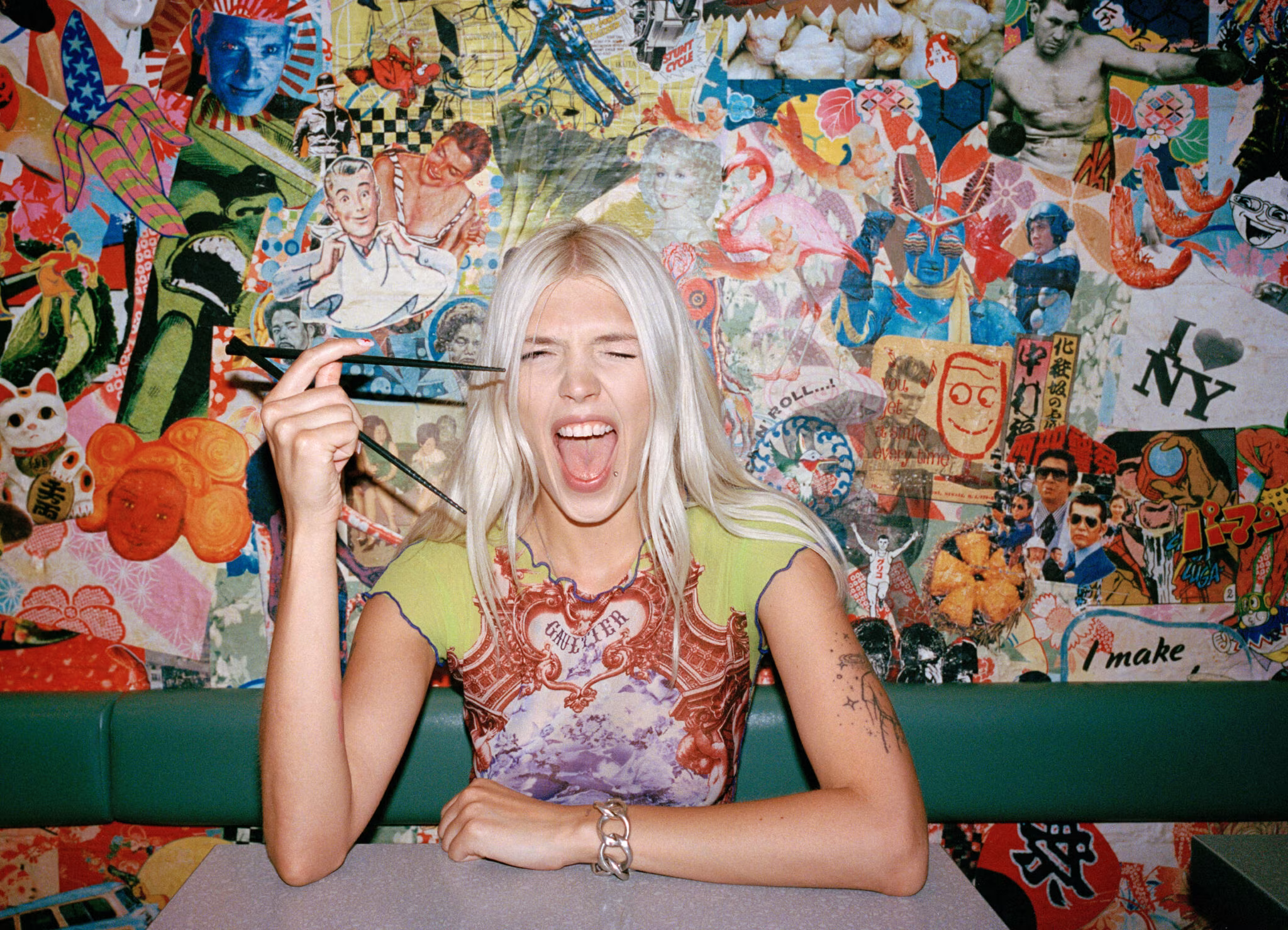 Daria Zawialow Z Toba na chacie Artwork Photo fot. Karol Gustavv scaled