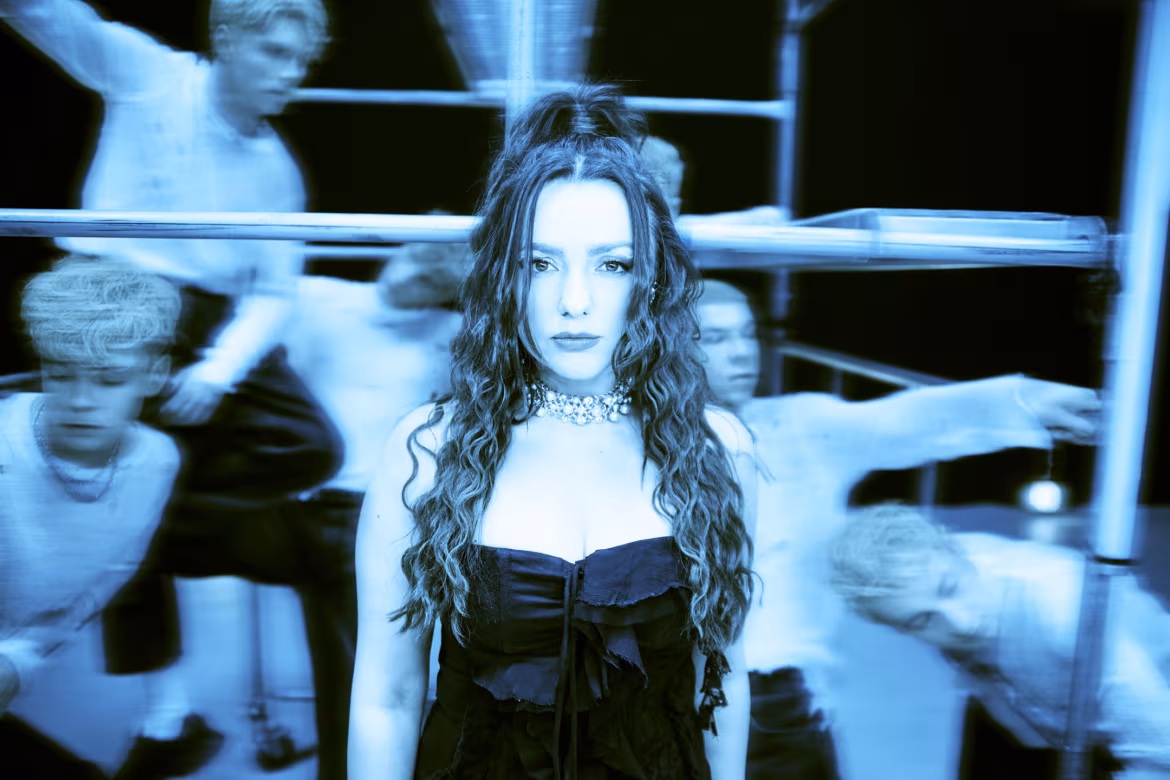 Lanberry z kolejnym hitem „Co ja robię tu”