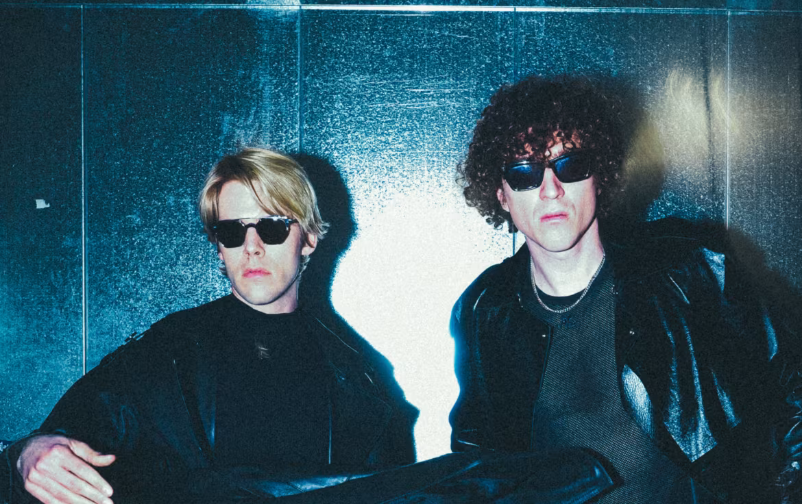 Ofenbach, francuscy twórcy tanecznych hitów, wracają z „Feelings Don’t Lie”