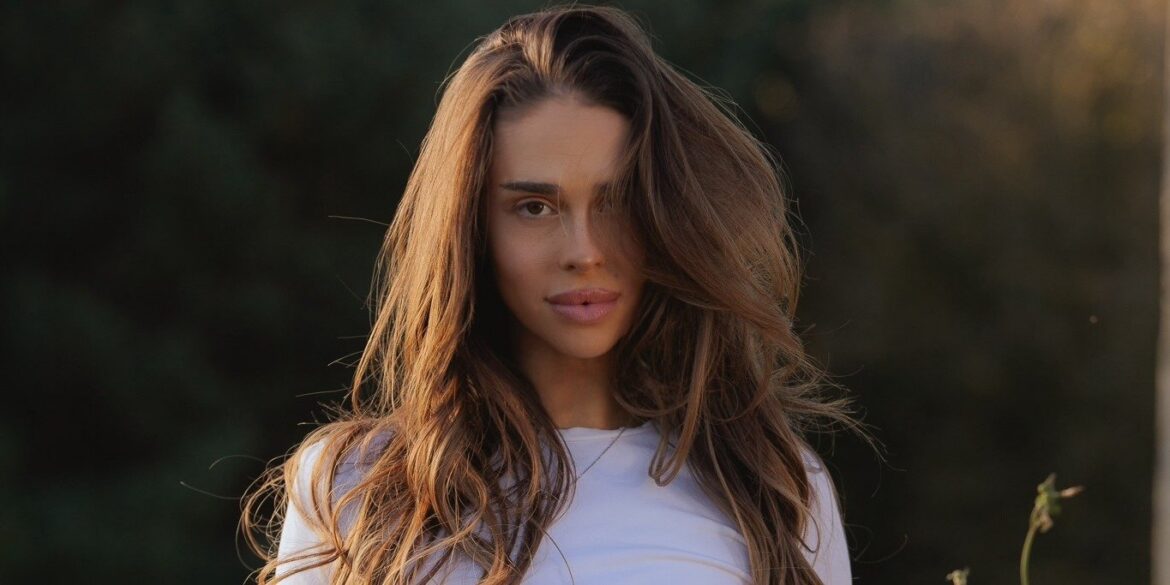 Blanka wchodzi z impetem w nowy rok, prezentując singiel „Memories”