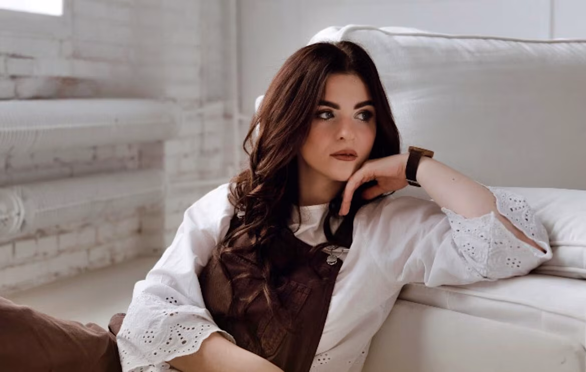 Natalia Pławiak i Tabb powracają z nowym singlem „Loty”